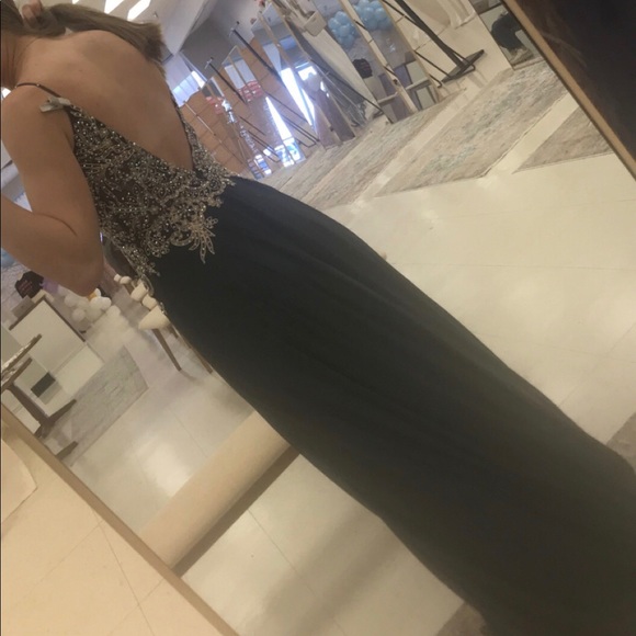Prom dress ♡ - Picture 2 of 6